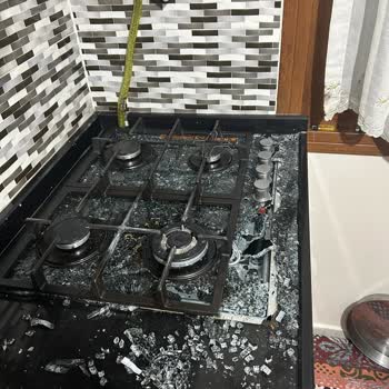 Simfer Patlayan Cam Ocak Ve İlgisiz Servis