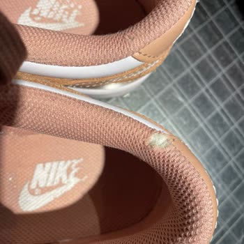 Nike Ayakkabıda Kalite Sorunu