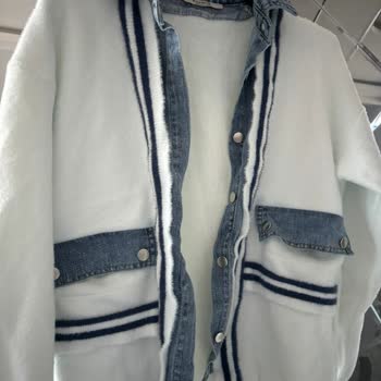 İlayda Çamur | Bi' Butik Ürün Renk Değişimi Ve Müşteri Hizmetleri Sorunu