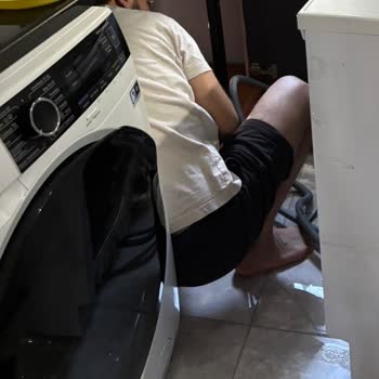 Kurutmalı Çamaşır Makinesi Su Sızıntısı Ve Değişim Sorunu