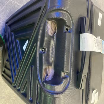 Kırık Valiz Ve İlgisiz Müşteri Hizmetleri Mağduriyeti