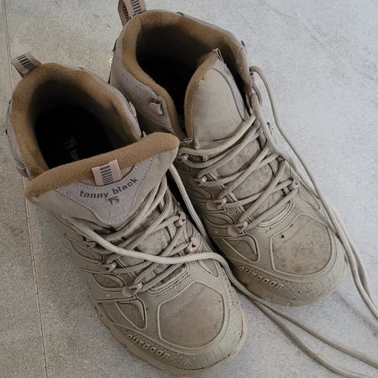 Yağmurda Kullanılamayan Botlar Ve Müşteri Hizmetleri Hayal Kırıklığı