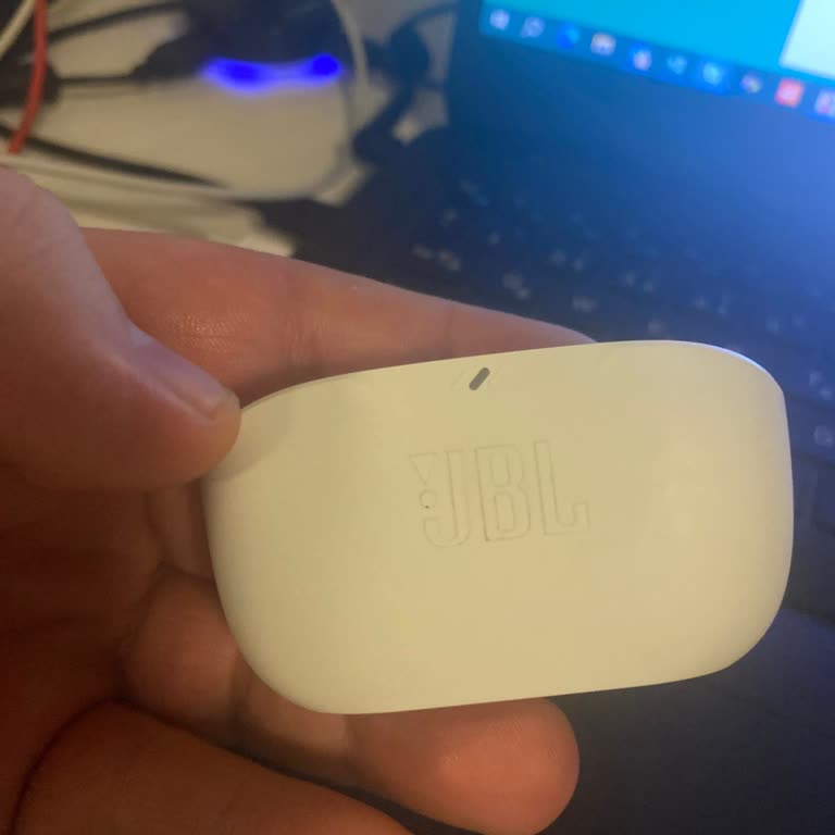 JBL Kulaklıkta Sürekli Ses Kesilmesi Sorunu