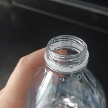 Saka Su Şişelerindeki Kapak Sorunu