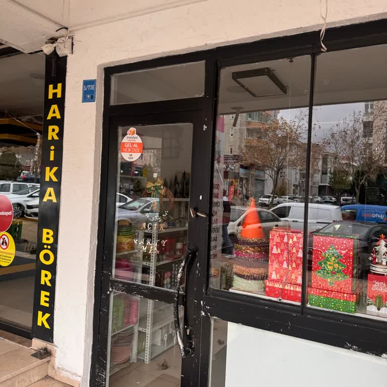 Zara Çorlu Gel Al Noktası Dükkanı Erken Kapatmış!