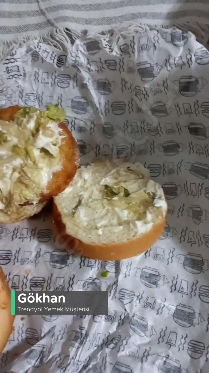 Trendyol Yemek Hamburger Çürük Marul Vakası! videonun kapak resmi