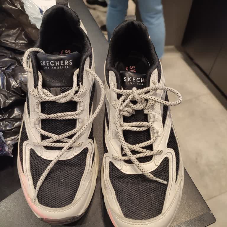 Skechers Ayakkabıda Kalitesizlik Ve Garanti Sorunu