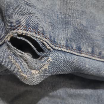 Biga Alışveriş Merkezi'nde Satın Alınan Pantolonun Deformasyon Problemi