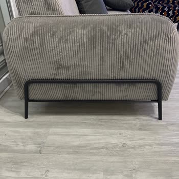 Yanlış Montaj Yapılan Koltuk Takımının Düzeltme Bekleyişi