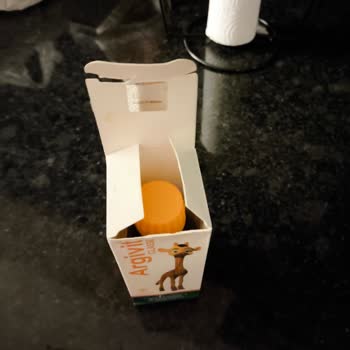 Bozuk Argivit Classic Ürünleri: Köpüren Kutular