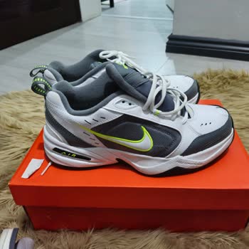 Nike Ayakkabıda Üretim Hatası Ve Firma İlgisizliği