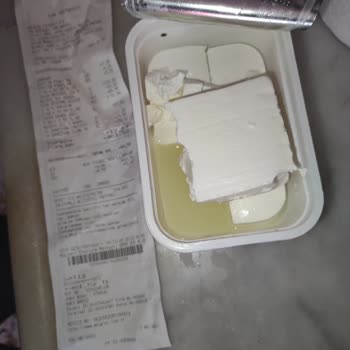 Bahçıvan Migros'tan Alınan Peynir Küflü Çıktı: Soğuk Zincir Sorunu Mu?