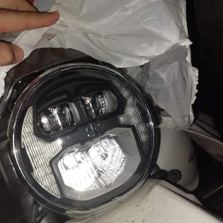 Hero Xpulse 200 4V: Ters Montajlanmış Far Sorunu