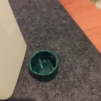 Eyüp Sabri Tuncer Kolonya Şişesi Kapağı Açılmıyor: Müşteri Deneyimi Hüsranı