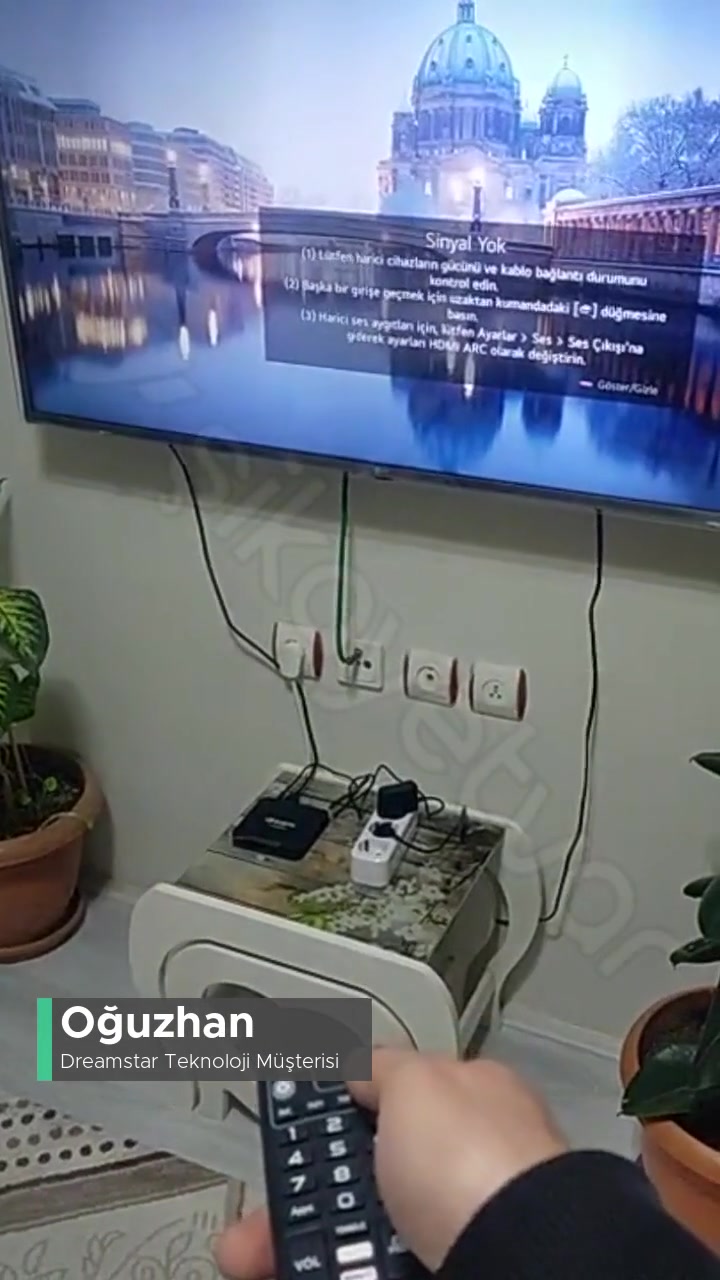 Dreamstar Teknoloji i1 Android TV Ana Menü Siyah Ekranda Kalıyor, Gelmiyor... videonun kapak resmi