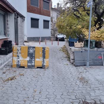 Evimin Önüne İzinsiz Set Çekilmesi Hakkında Şikayet