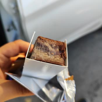 Küflü Tiramisu Ve İlgisiz Müşteri Hizmetleri