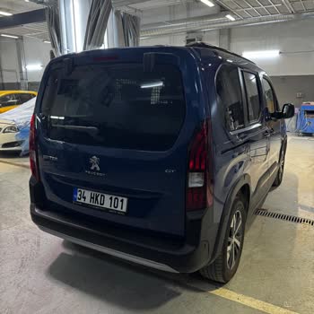 Peugeot Rifter'da Gizli Hasar Şoku!