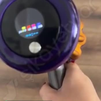 Dyson V15 Kendi Kendine Duruyor!