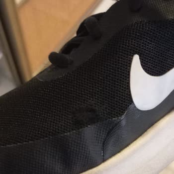 FLO'dan Aldığım Nike Ayakkabıda Deformasyon Ve Yetersiz Müşteri Hizmeti