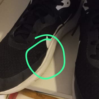 FLO'dan Aldığım Nike Ayakkabıda Deformasyon Ve Yetersiz Müşteri Hizmeti