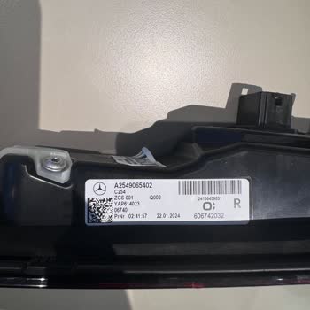 Mercedes-Benz 300: Высокие расходы на ремонт и сервис