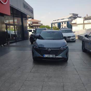 Купил новый Nissan Qashqai с повреждениями