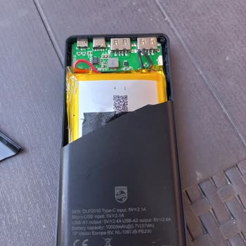 Philips Powerbank Patlama Tehlikesi Yaratıyor