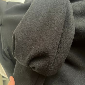 Bezen Store'dan Alınan Kabanın Kalitesizliği Ve İletişim Sorunları
