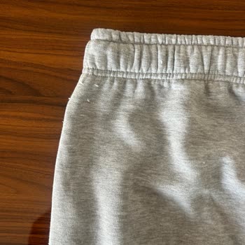 Tüylenen Eşofman Altı Ve Yetersiz Müşteri Hizmeti