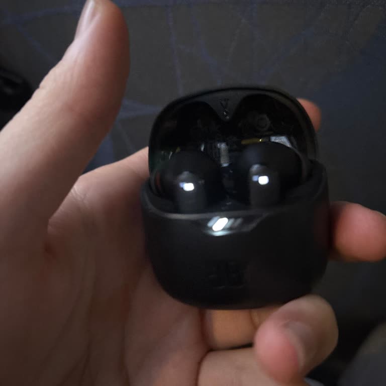 JBL Tune Flex Kulaklıkta Şarj Sorunu