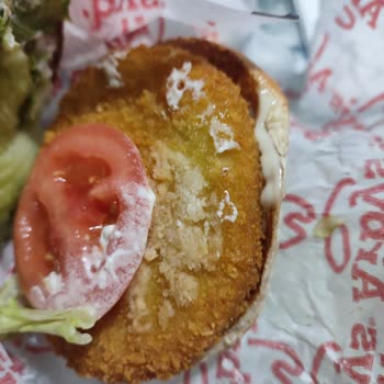 Yanlış Sipariş Teslimatı: Tavuk Burger Yerine Rost Beef