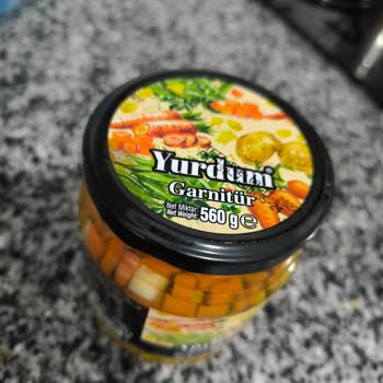 Yurdum Garnitür Kavanozunda Böcek Şoku!