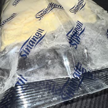 Sinangil Mısır Ununda Örümcek Ağı Şoku