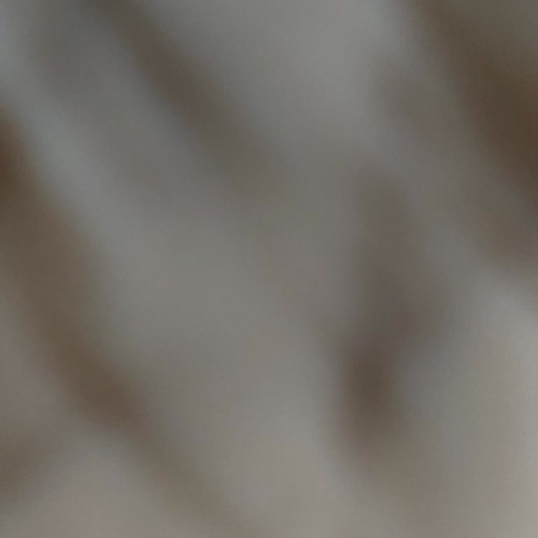 Temizlik Skandalı: Masalar Çöp İçinde