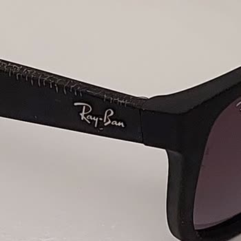 Rayban Gözlüğümdeki Aşınma İçin Çözüm Bekliyorum