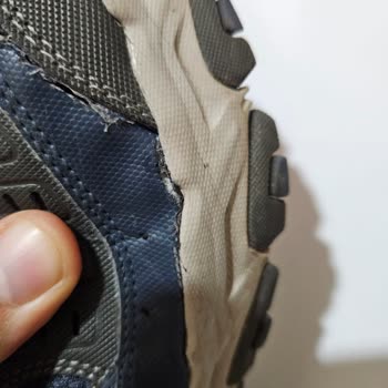 Skechers Ayakkabıda Hayal Kırıklığı: Kullanıcı Hatası Mı?