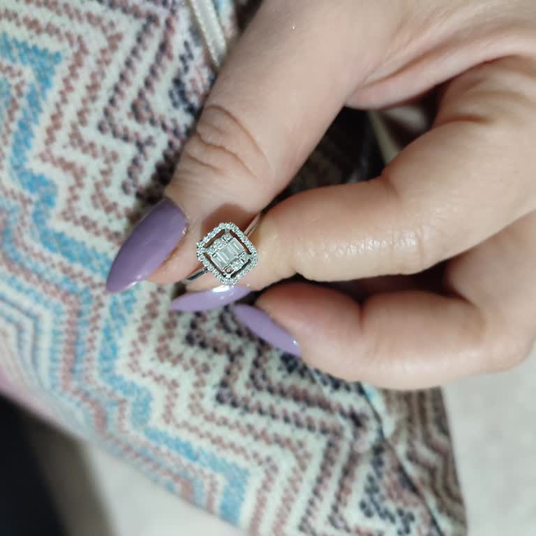 Koçak Pırlanta Yüzüğün Taşı Sürekli Düşüyor