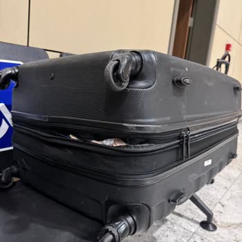 Hasarlı Valiz Sorunu Ve İletişim Krizi