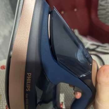 Philips Azur Ütüde Beklenmedik Plastik Ayrılması