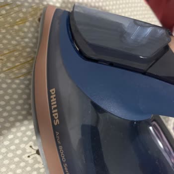 Philips Azur Ütüde Beklenmedik Plastik Ayrılması