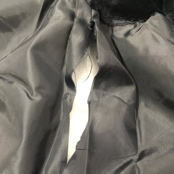 DeFacto'dan Alınan Montta Kalite Kontrol Sorunu