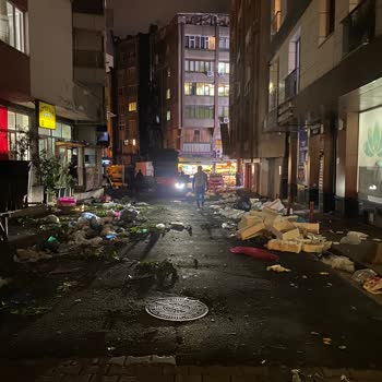 Cuma Pazarı Sonrası Korkunç Kirlilik