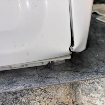 Samsung Çamaşır Ve Kurutma Makinesi Kurulumunda Hasar Ve Yetersiz Müşteri Hizmeti