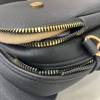 Fermuar Sorunu İle Başlayan Hayal Kırıklığı