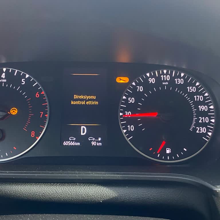 Megane'da Vites Ve Direksiyon Sorunları