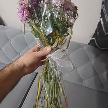 Kastamonu Ebru Çiçek Evi & Organizasyon Baştan Savma Çiçek Buketi