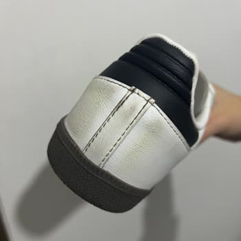 London Sport Ayakkabıda Beklenmedik Sararma Sorunu!