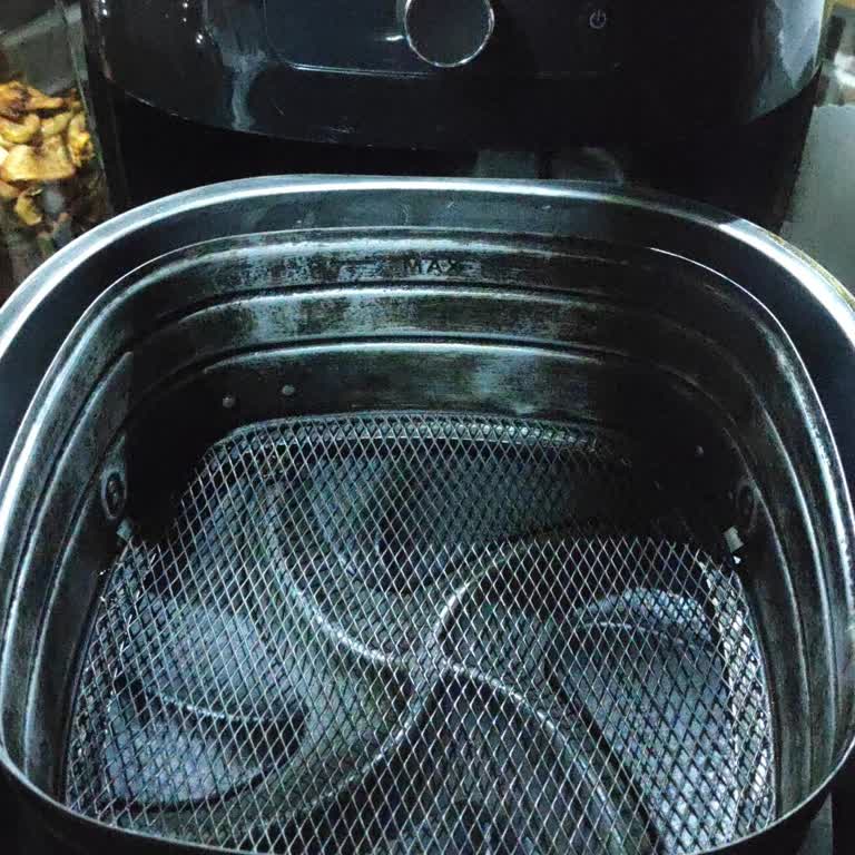 Philips Ev Aletleri'de Hayal Kırıklığı: Air Fryer 'da Paslanma Ve Soyulma Sorunları