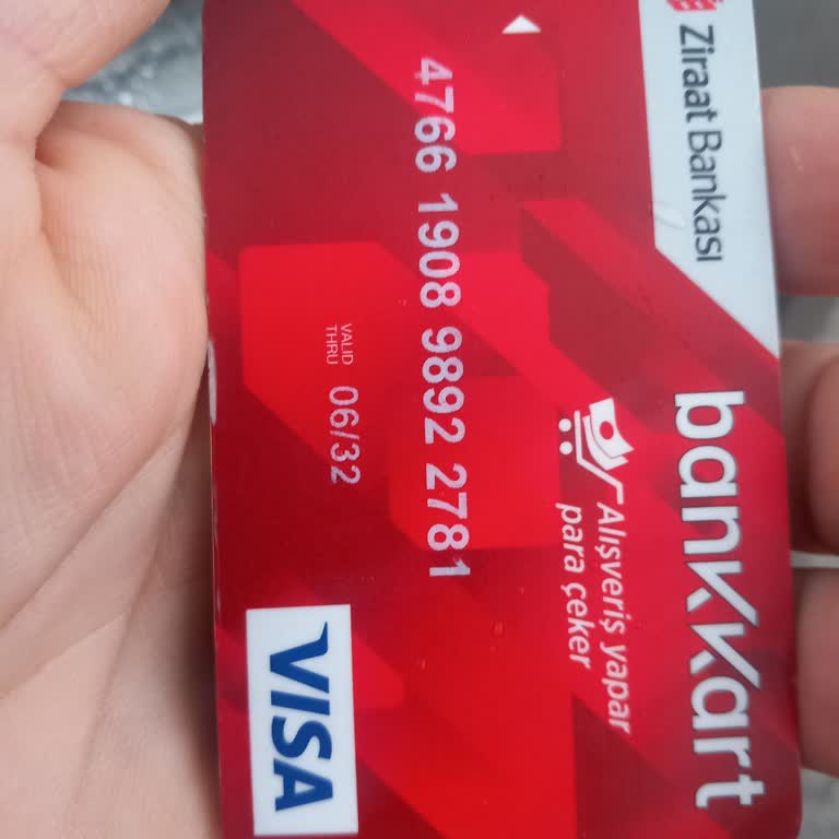 ATM'de Para Sıkıştı, Banka Çözüm Üretmiyor